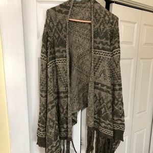 Maurices XL Olive Fringe Cardigan 💚